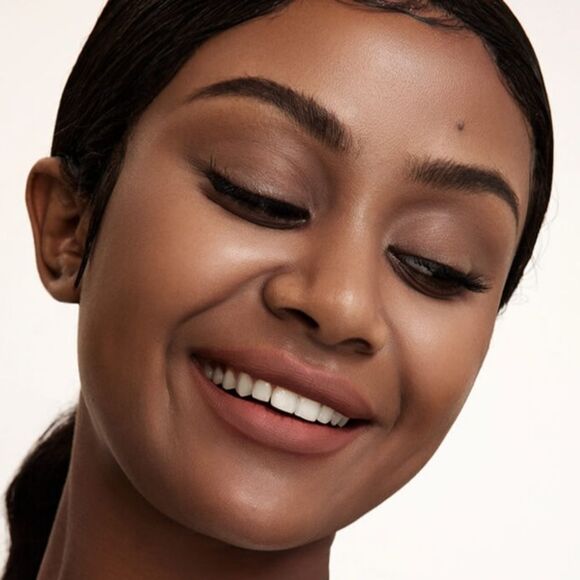 Too Faced Liquid Plumping Matte Lipstick Makin Moves (Deep Nude Rosey Brown) - Picture 8 of 17